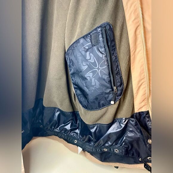 Excellent condition Bonfire snowboard/ski jacket size XL - Picture 4 of 7